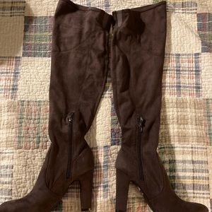 Over the knee Boots